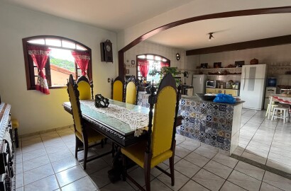 Linda casa para venda em São Lourenço MG