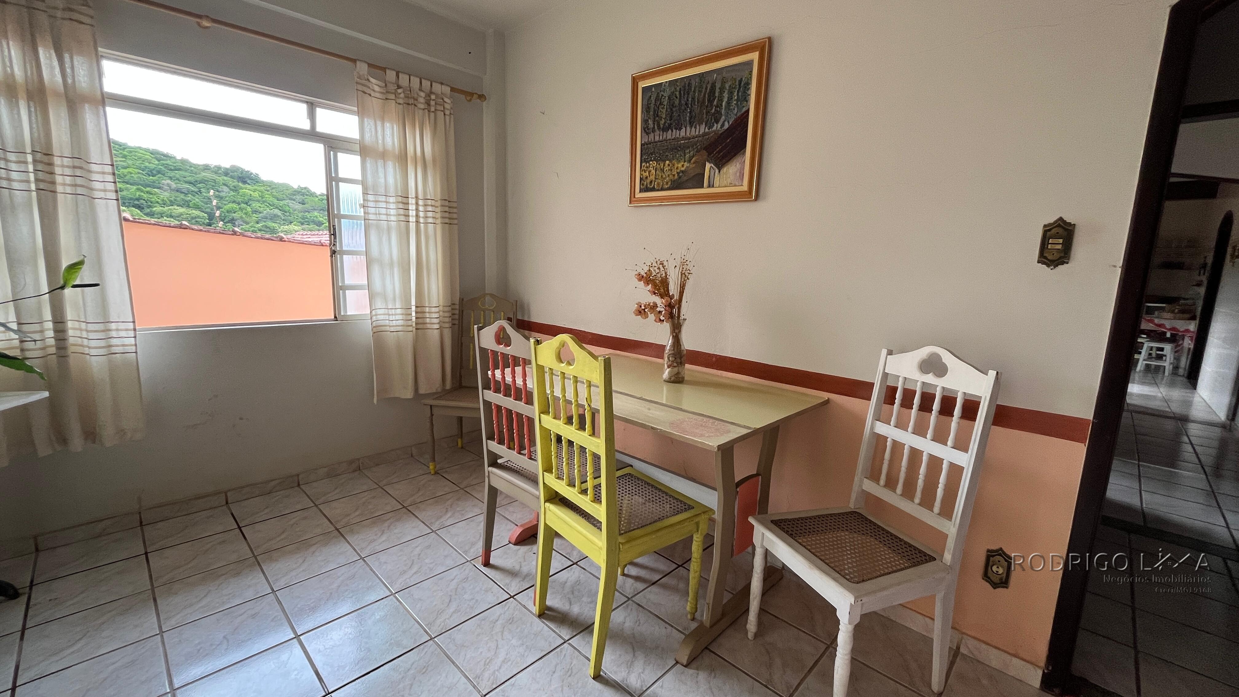 Linda casa para venda em São Lourenço MG