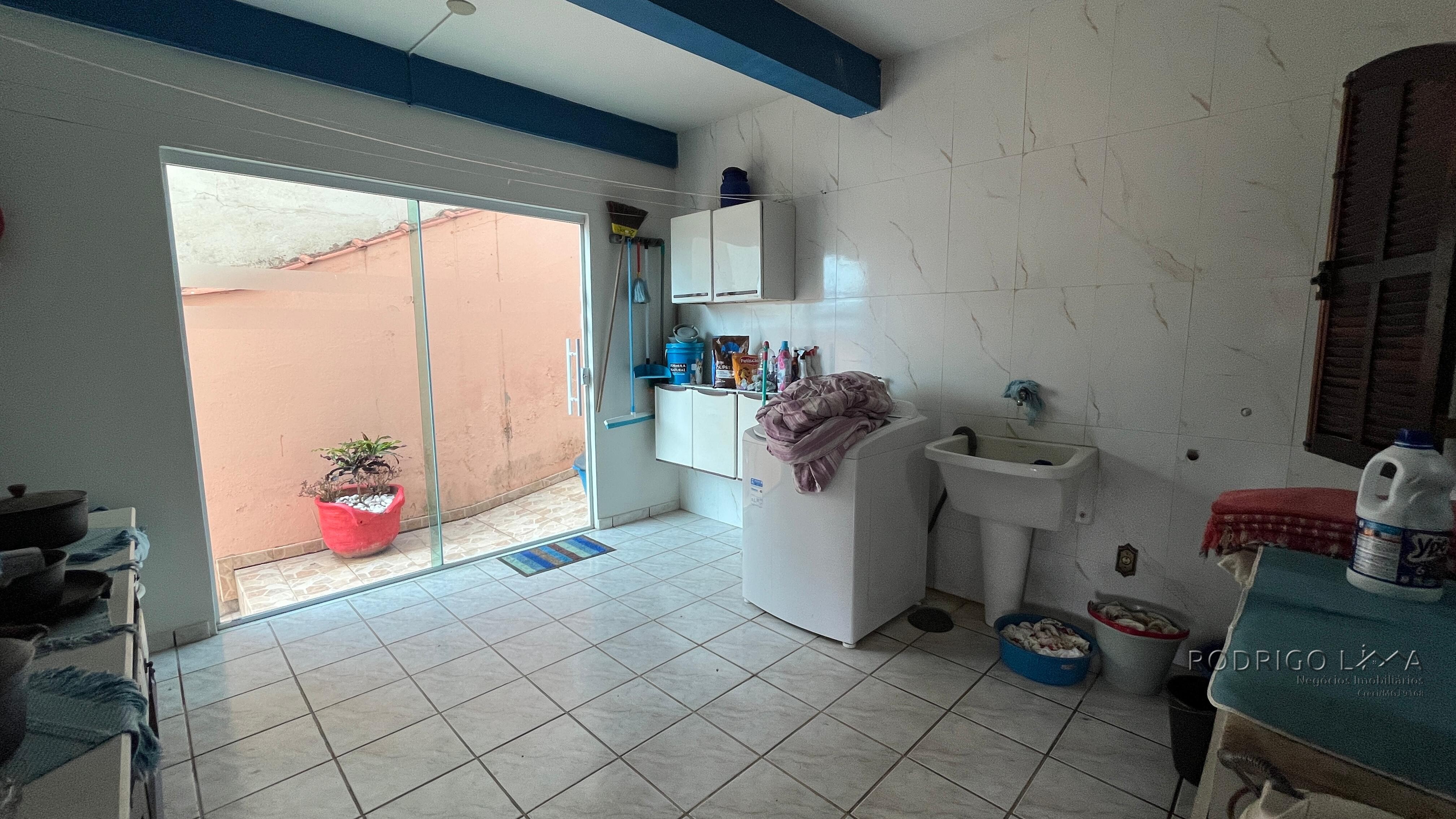 Linda casa para venda em São Lourenço MG