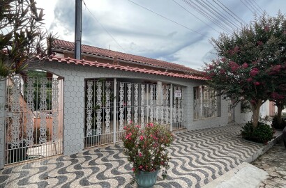 Linda casa para venda em São Lourenço MG