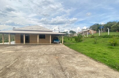 Lindo sítio para venda a 15 minutos de São Lourenço MG
