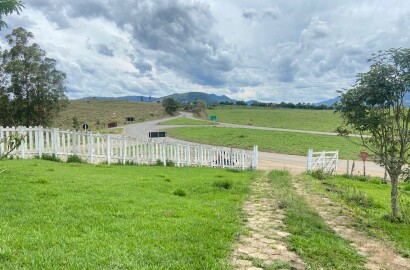 Lindo sítio para venda a 15 minutos de São Lourenço MG