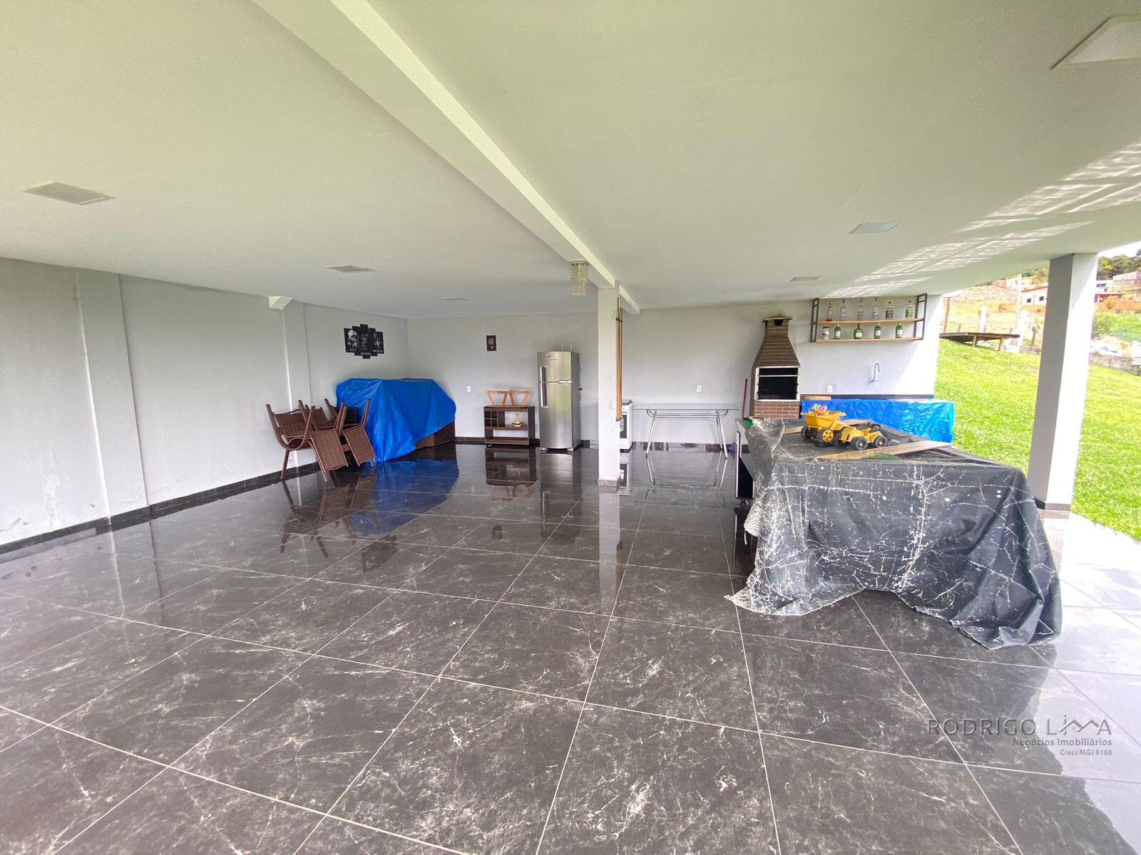 Linda chácara para venda á 10 minutos de São Lourenço MG