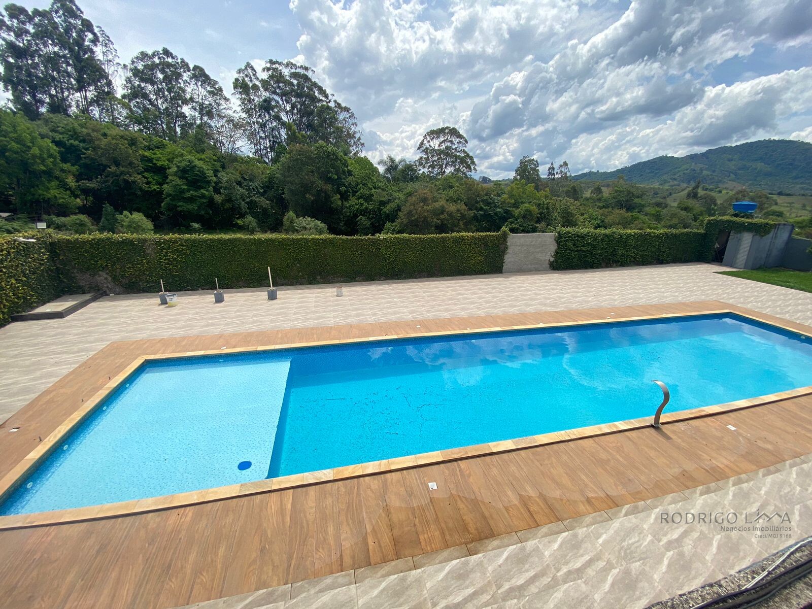Linda chácara para venda á 10 minutos de São Lourenço MG