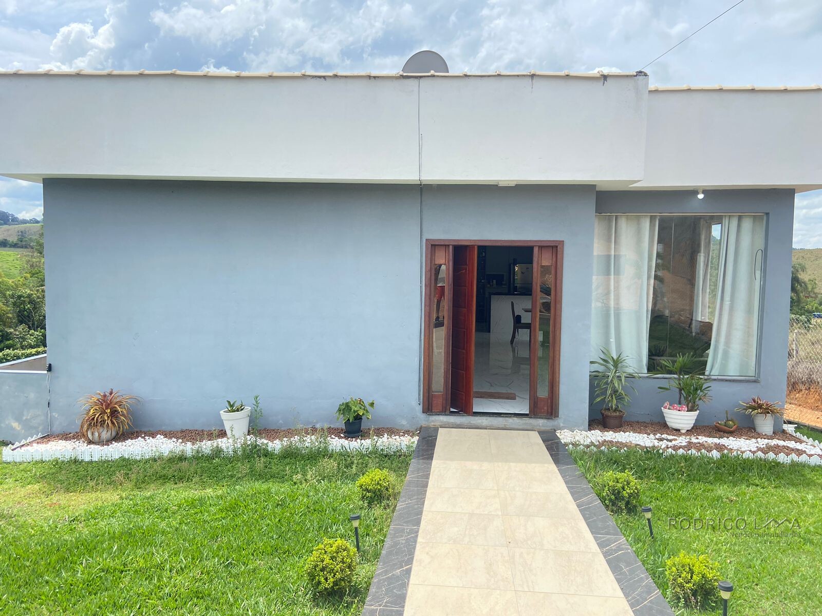 Linda chácara para venda á 10 minutos de São Lourenço MG