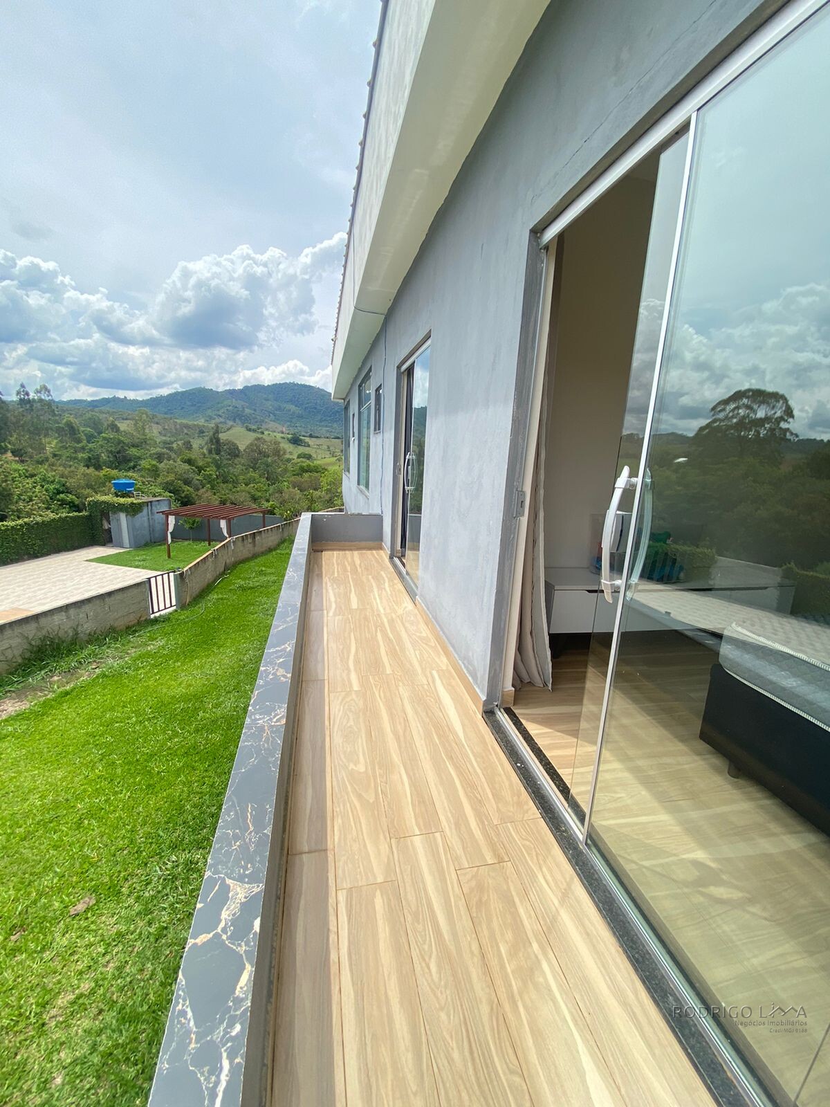 Linda chácara para venda á 10 minutos de São Lourenço MG