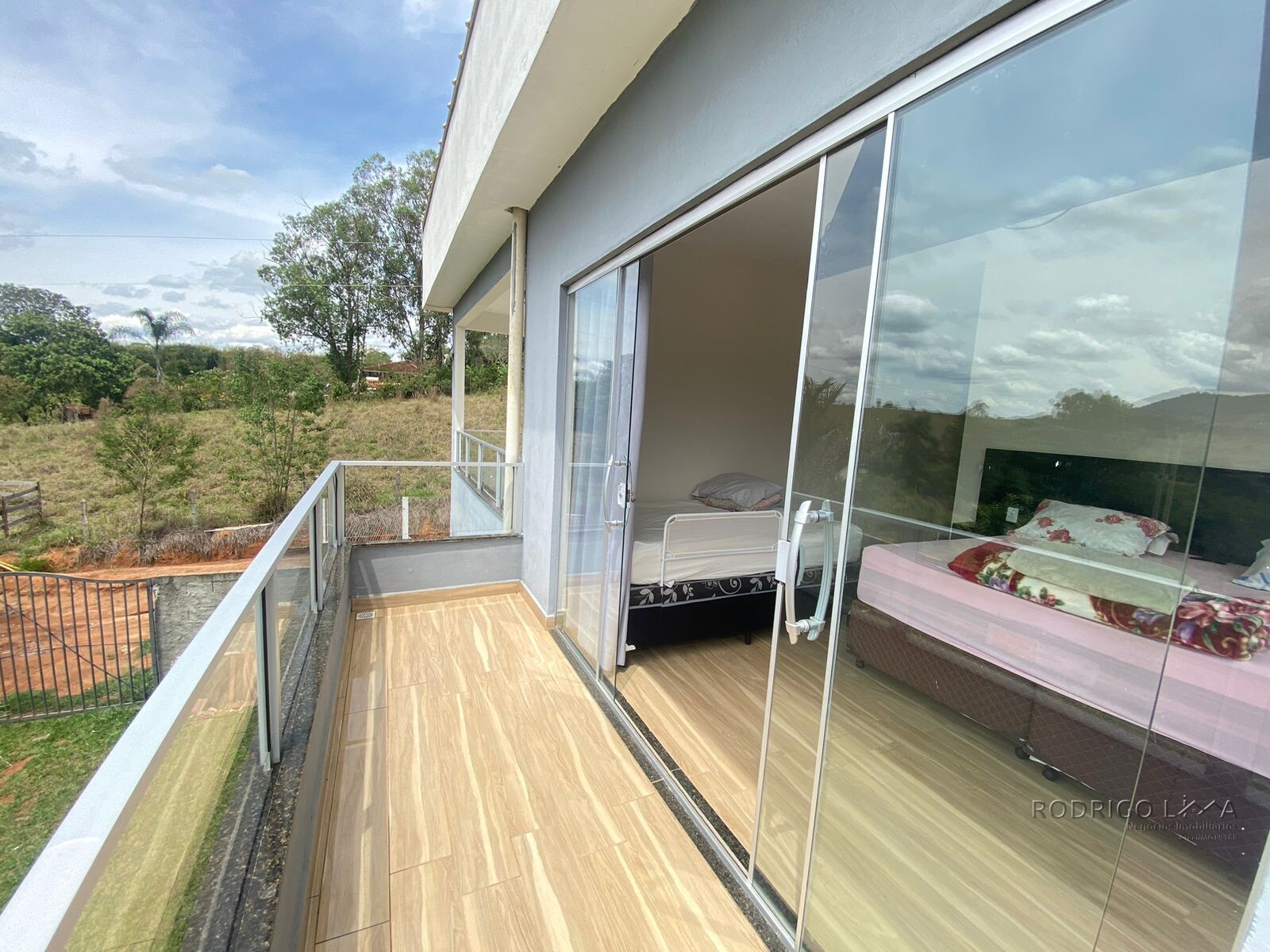 Linda chácara para venda á 10 minutos de São Lourenço MG