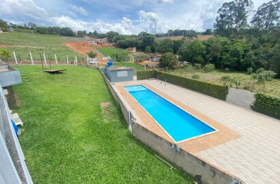 Linda chácara para venda á 10 minutos de São Lourenço MG