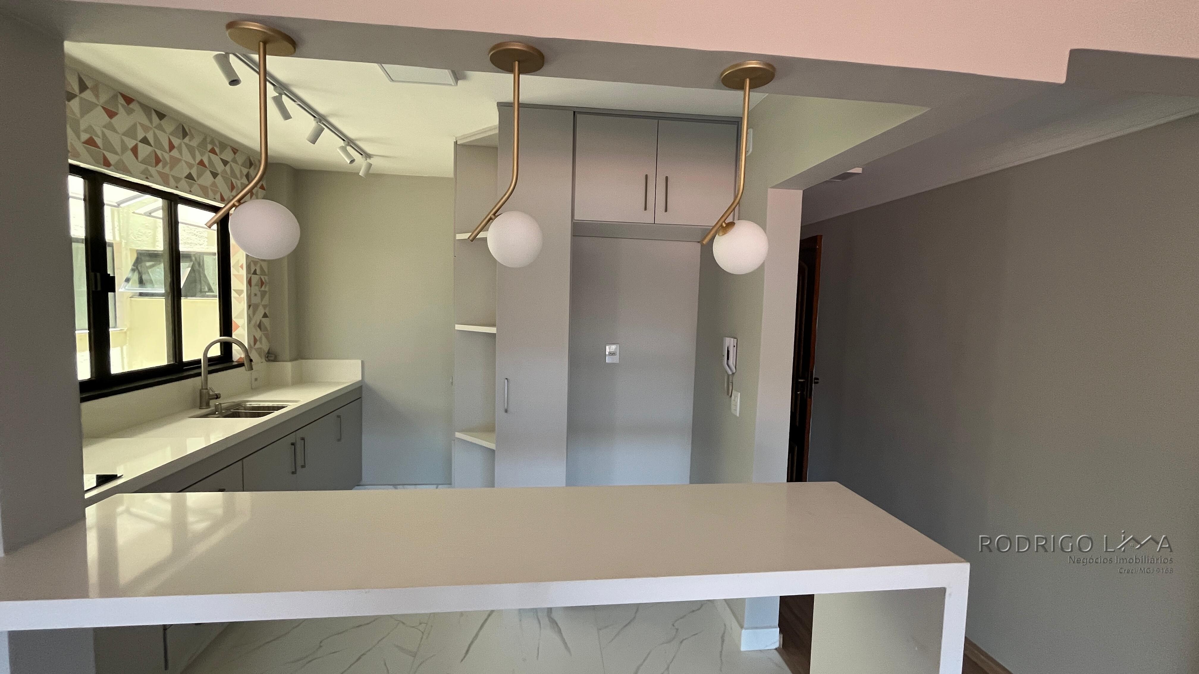 Apartamento para venda no centro de São Lourenço MG