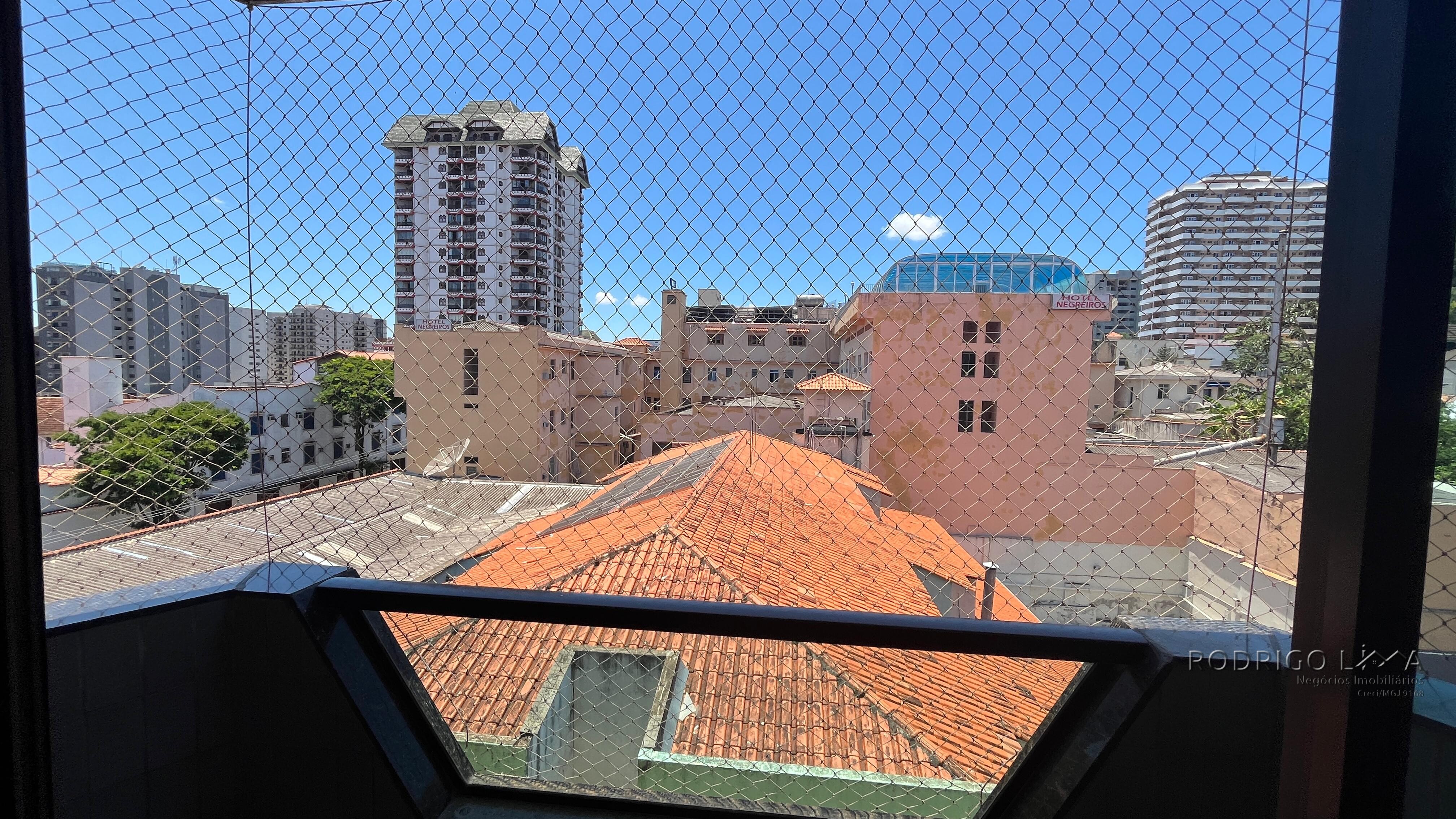 Apartamento para venda no centro de São Lourenço MG