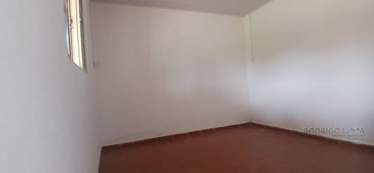 Pequena chácara para venda próximo a São Lourenço MG