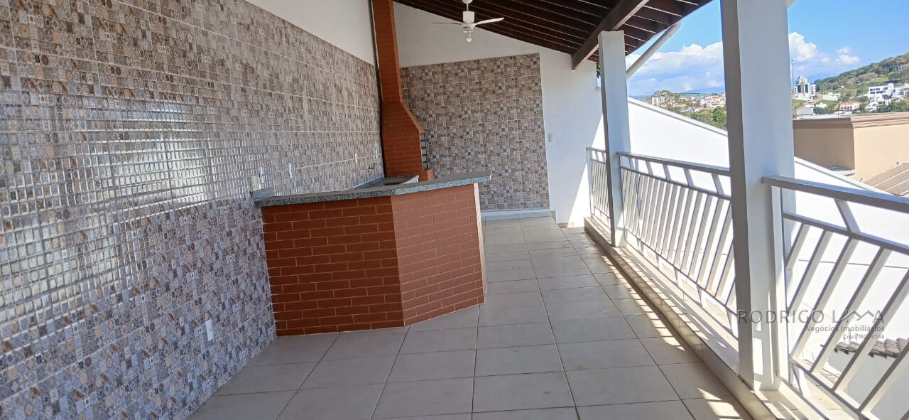 Casa alto padrão para venda em São Lorenço MG