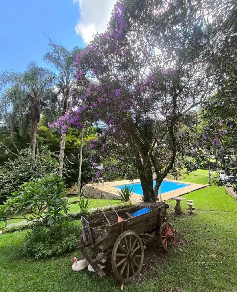 Linda pousada para venda em Itapeva MG