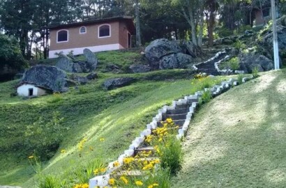 Linda pousada para venda em Itapeva MG