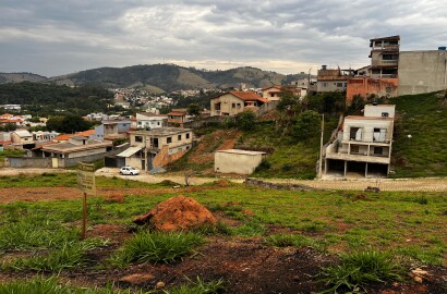 Lote para venda em São Lourenço MG