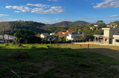 Lote de alto padrão para venda próximo à São Lourenço MG