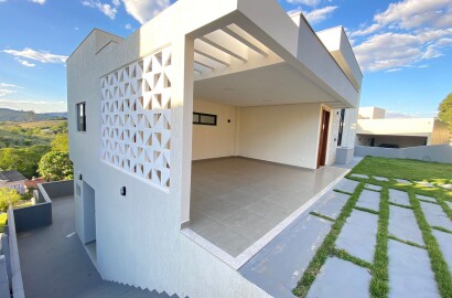 Casa de alto padrão para venda próximo a São Lourenço MG