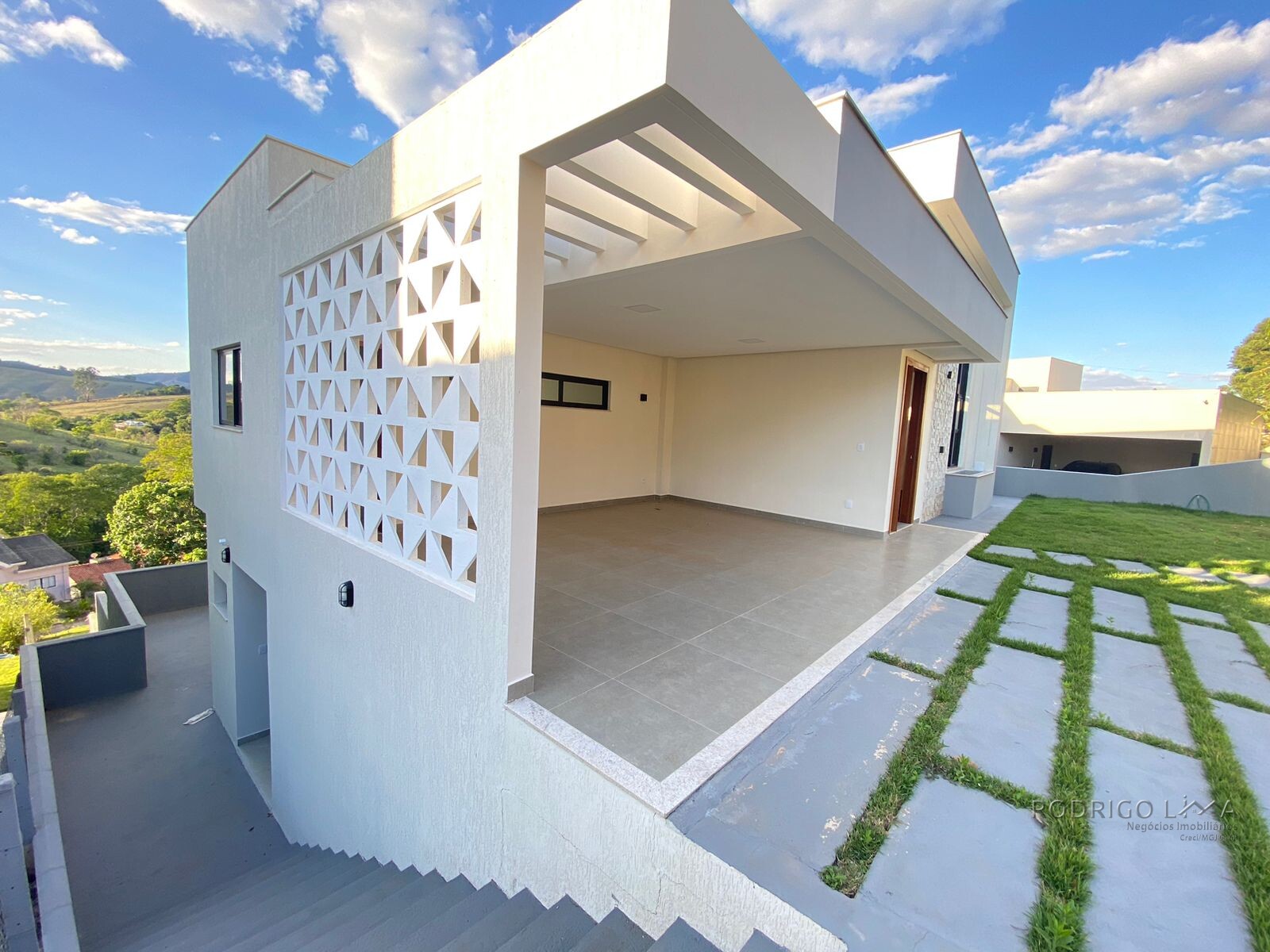 Casa de alto padrão para venda próximo a São Lourenço MG