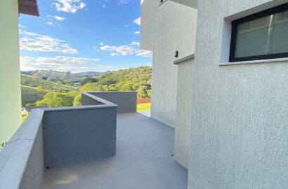 Casa de alto padrão para venda próximo a São Lourenço MG
