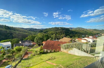 Casa de alto padrão para venda próximo a São Lourenço MG