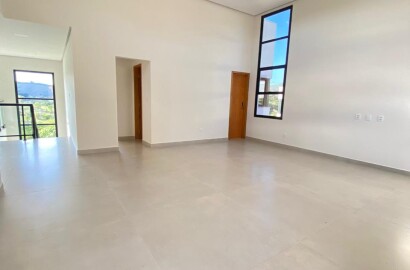 Casa de alto padrão para venda próximo a São Lourenço MG