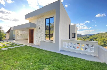 Casa de alto padrão para venda próximo a São Lourenço MG