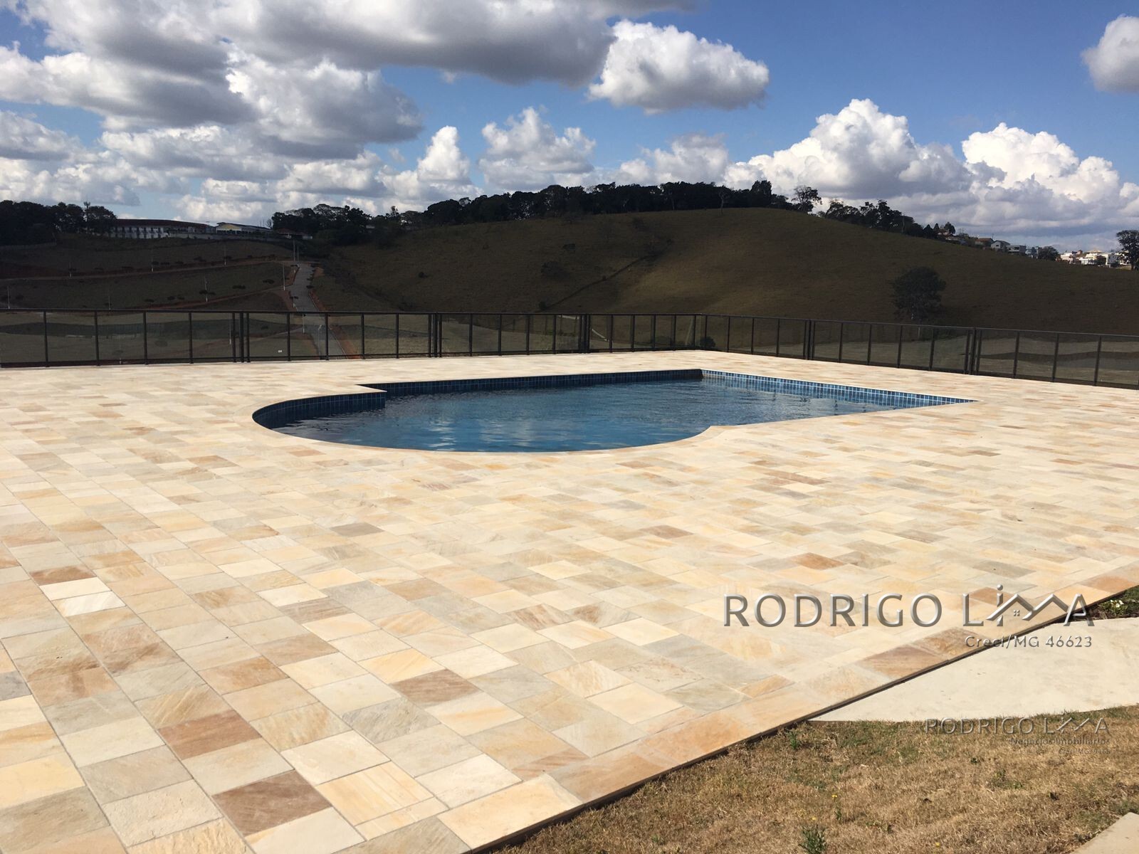 Casa alto padrão para venda próximo a São Lourenço MG