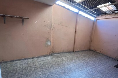 Duas casas para venda em São Lourenço MG