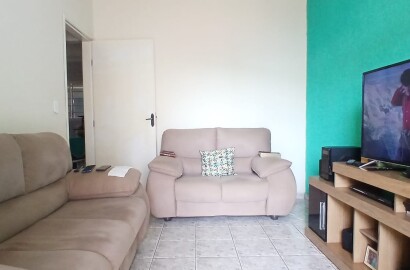 Casa para venda em São Lourenço - MG.