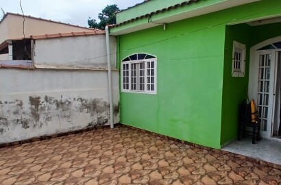 Casa para venda em São Lourenço - MG.