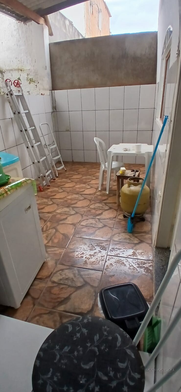 Casa para venda em São Lourenço - MG.
