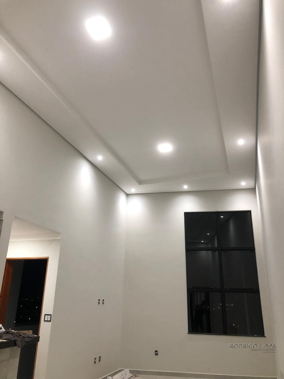 Linda casa para venda em São Lourenço - MG.