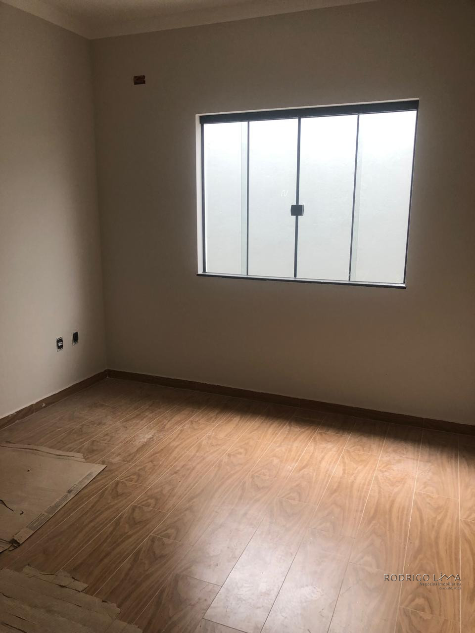 Linda casa para venda em São Lourenço - MG.