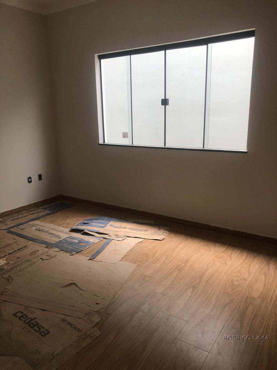 Linda casa para venda em São Lourenço - MG.