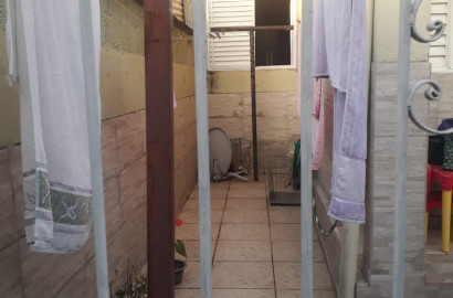 Casa para venda em São Lourenço - MG.