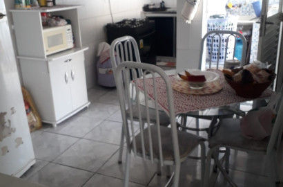 Casa para venda em São Lourenço - MG.