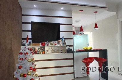 Casa para venda em São Lourenço - MG.
