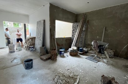 Casa em fase de acabamento para venda em São Lourenço - MG.