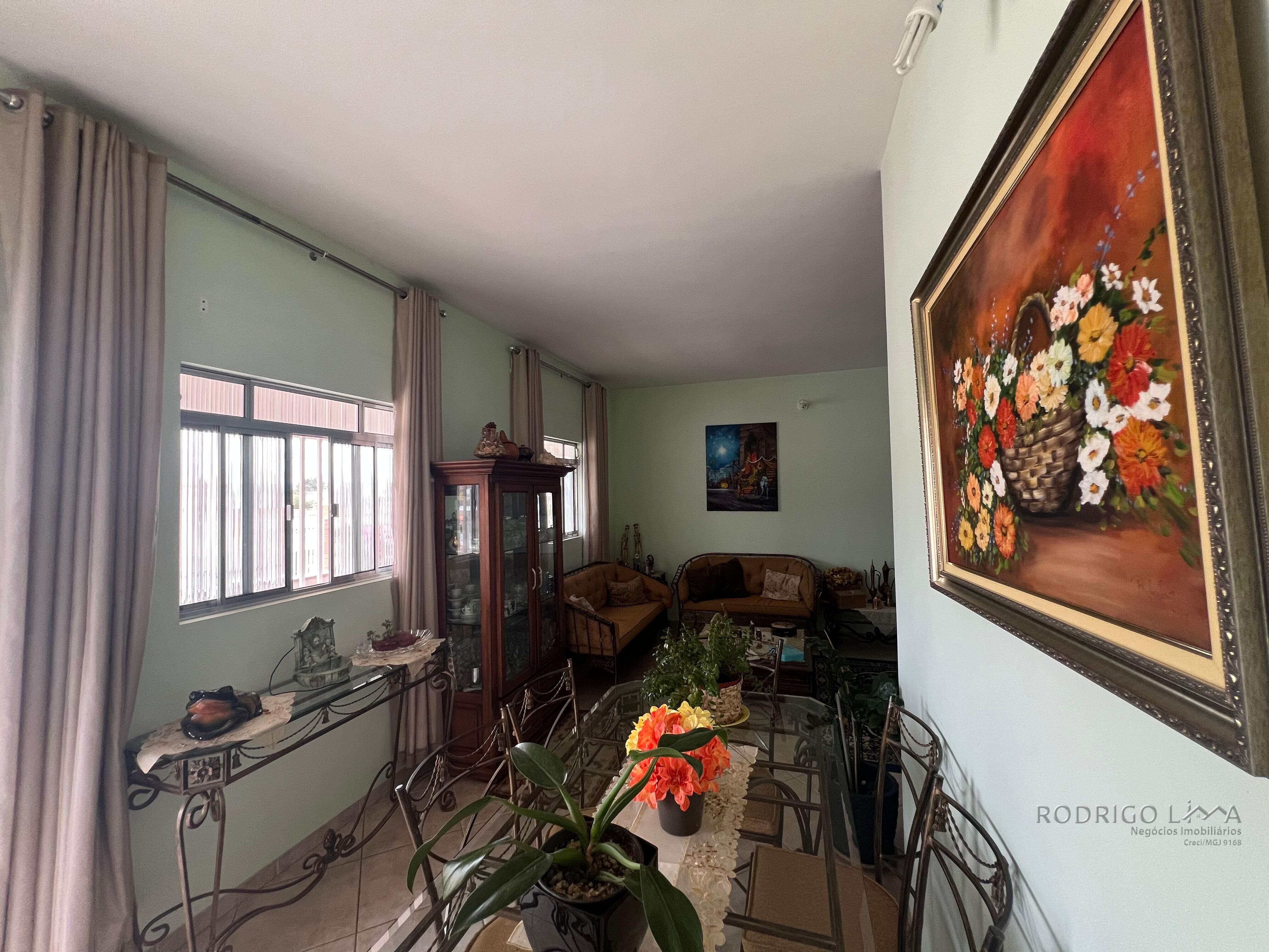 Linda casa para venda em São Lourenço MG
