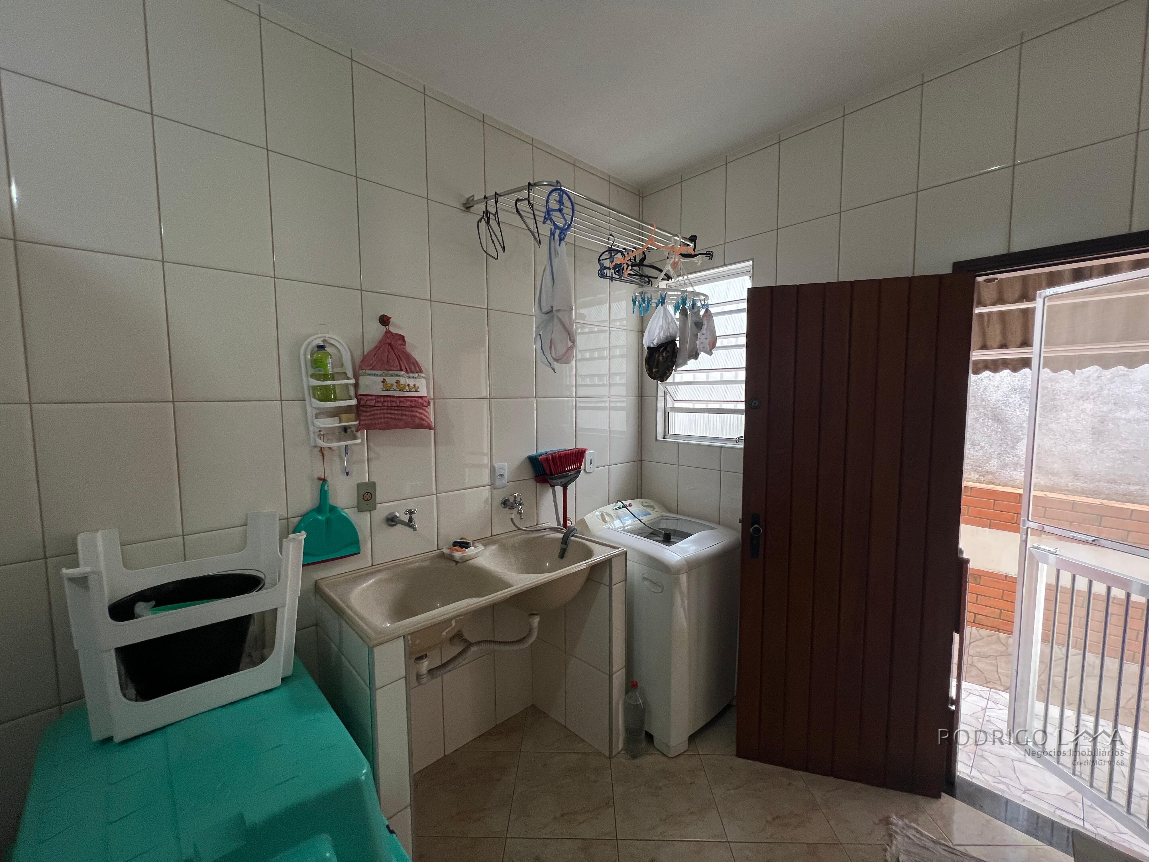 Linda casa para venda em São Lourenço MG