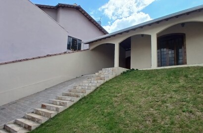 Casa para venda em São Lourenço MG