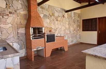 Casa para venda em São Lourenço MG
