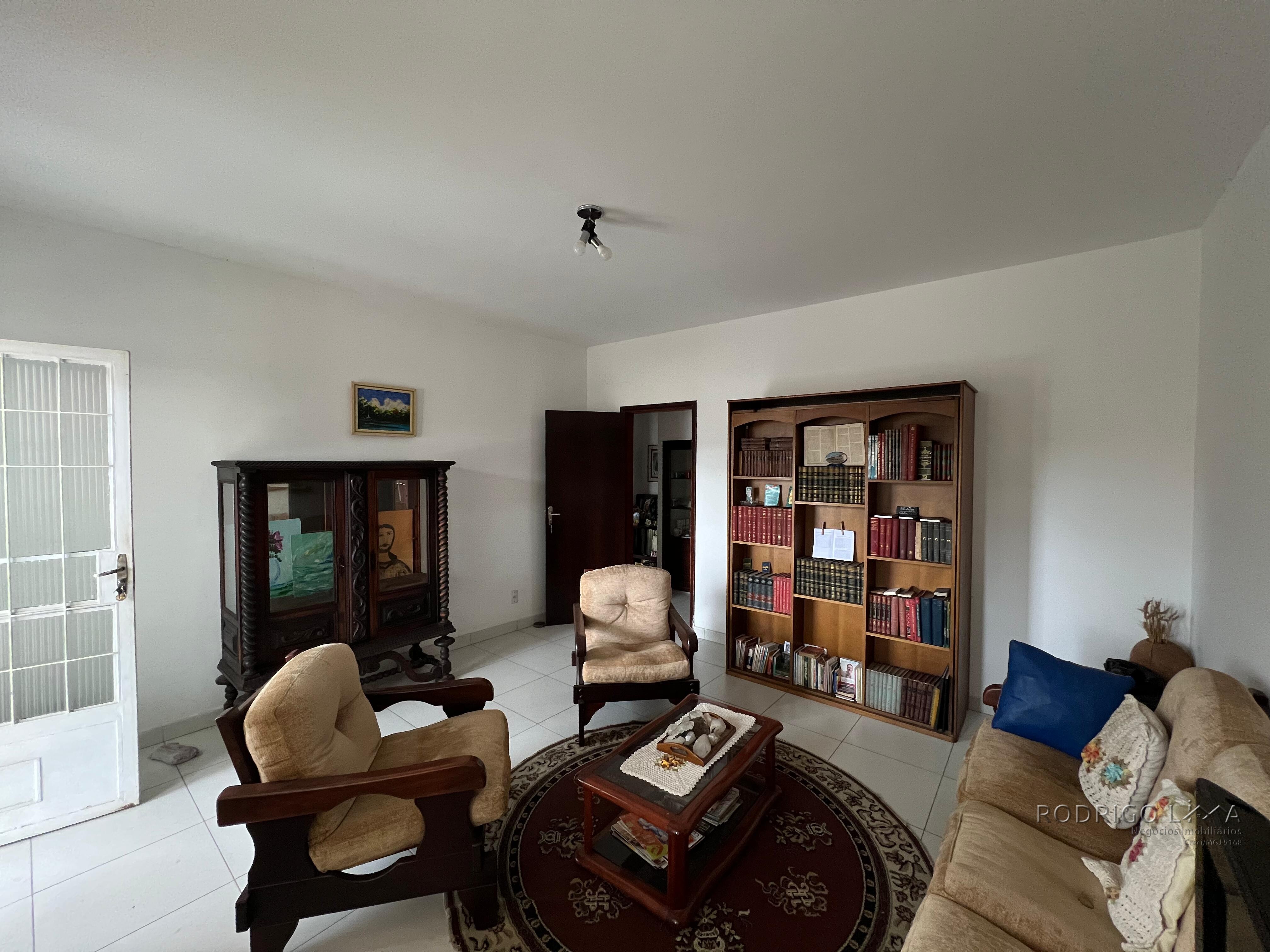Casa para venda em São Lourenço MG