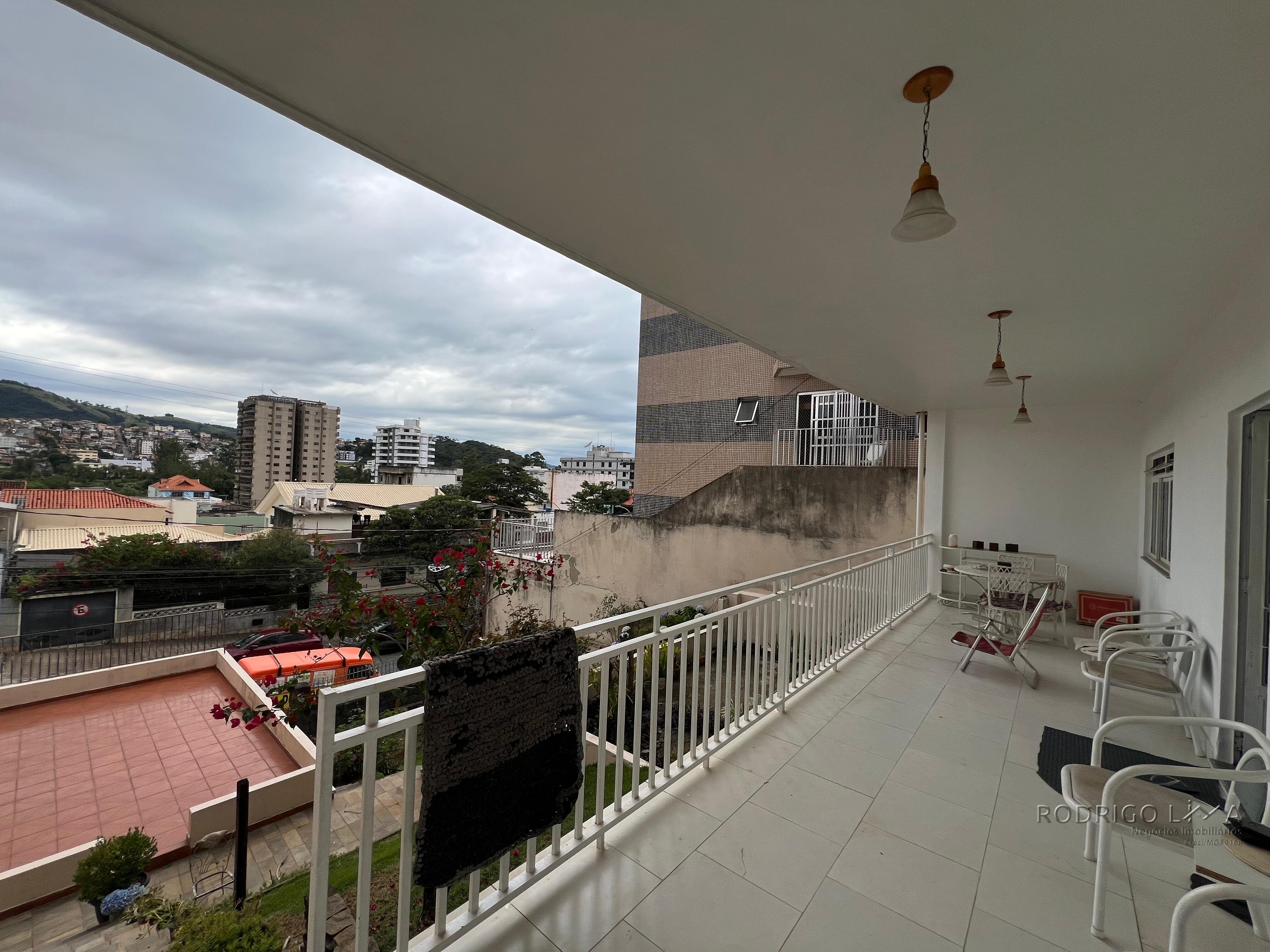 Casa para venda em São Lourenço MG
