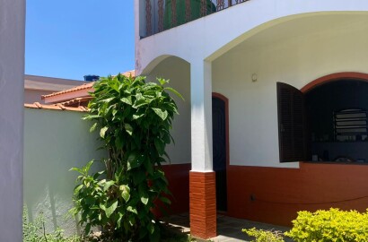 Imóvel com duas casas para venda em São Lourenço MG