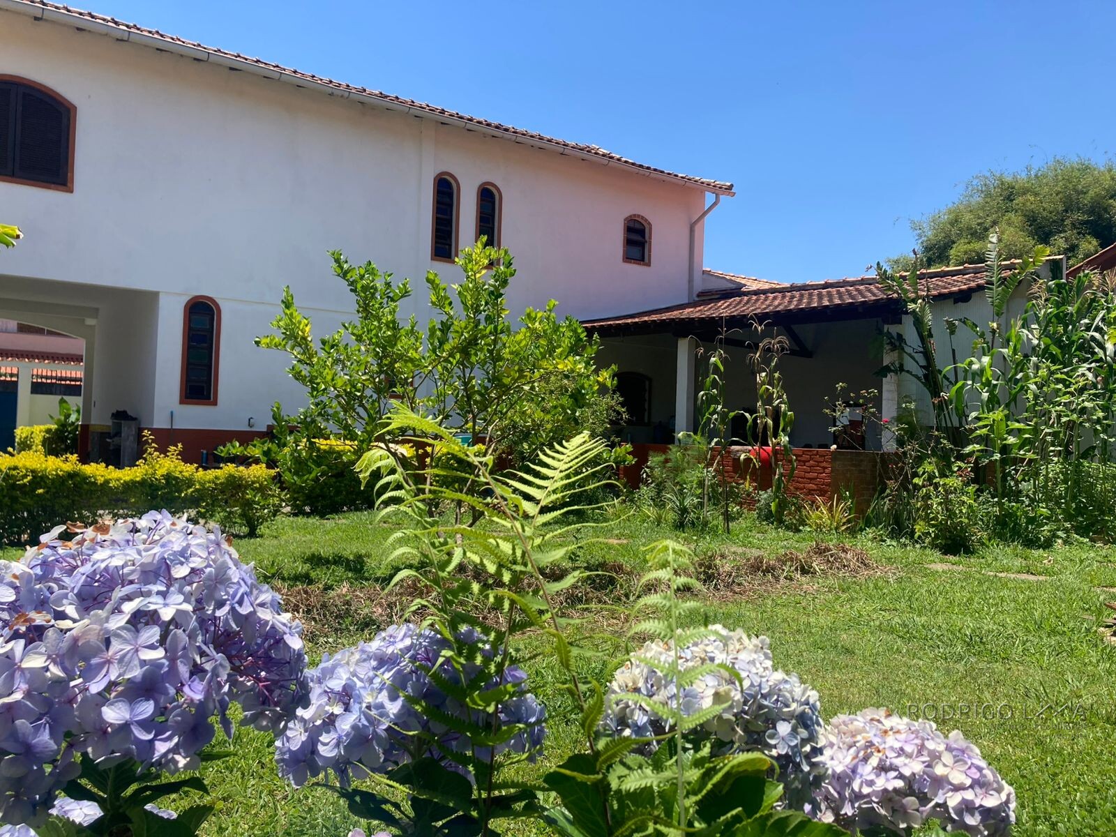 Imóvel com duas casas para venda em São Lourenço MG