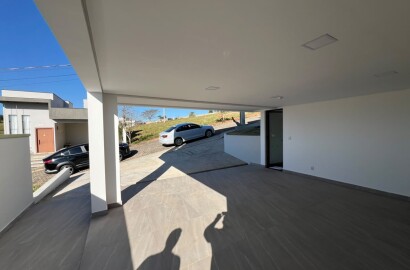 Casa alto padrão para venda próximo a São Lourenço MG