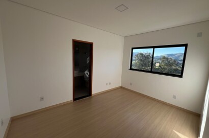 Casa alto padrão para venda próximo a São Lourenço MG