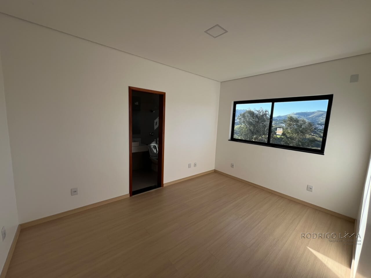 Casa alto padrão para venda próximo a São Lourenço MG