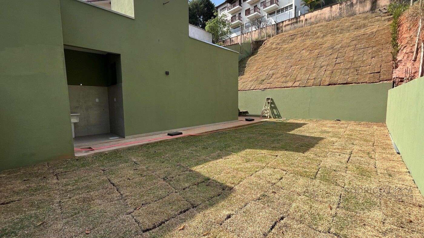 Casa para venda em São Lourenço MG